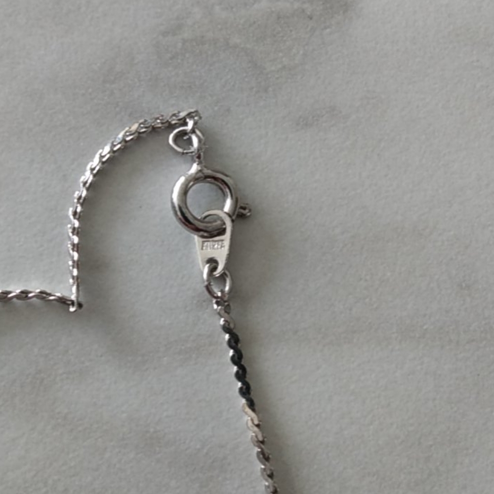 Jewelry - Picture 4 of 4